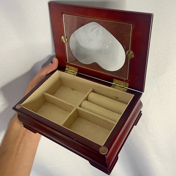 Other - vintage y2k heart-shaped small/mini travel wooden jewelry box organizer